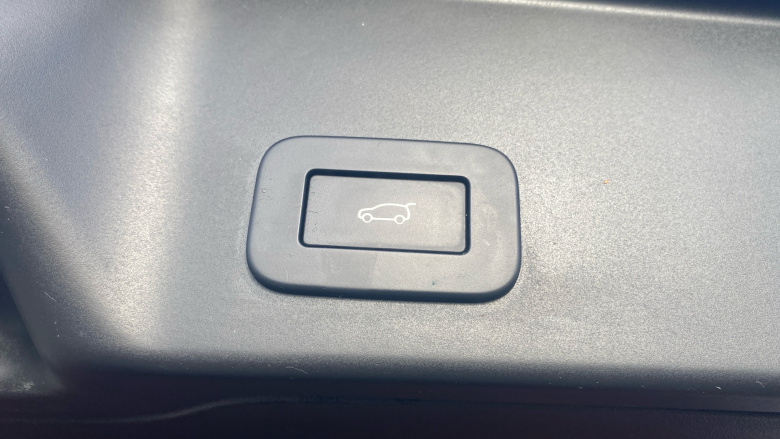 Land Rover Range Rover Evoque 1.5 P300e Evoque Edition 5dr Auto Hatchback